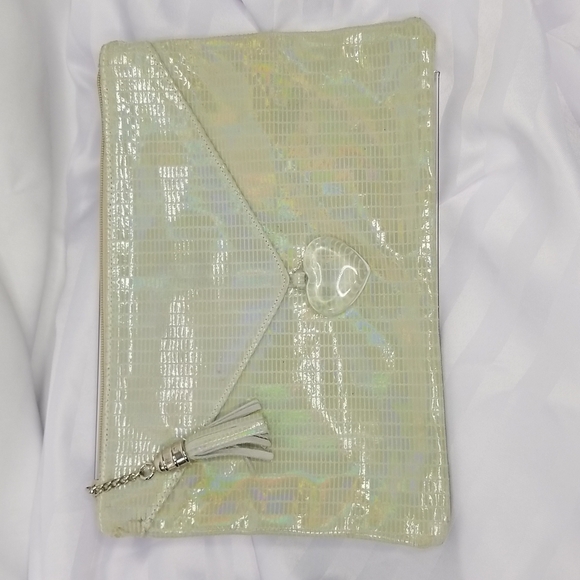 FARACHI LIME IRIDESCENT CLUTCH - Picture 2 of 8